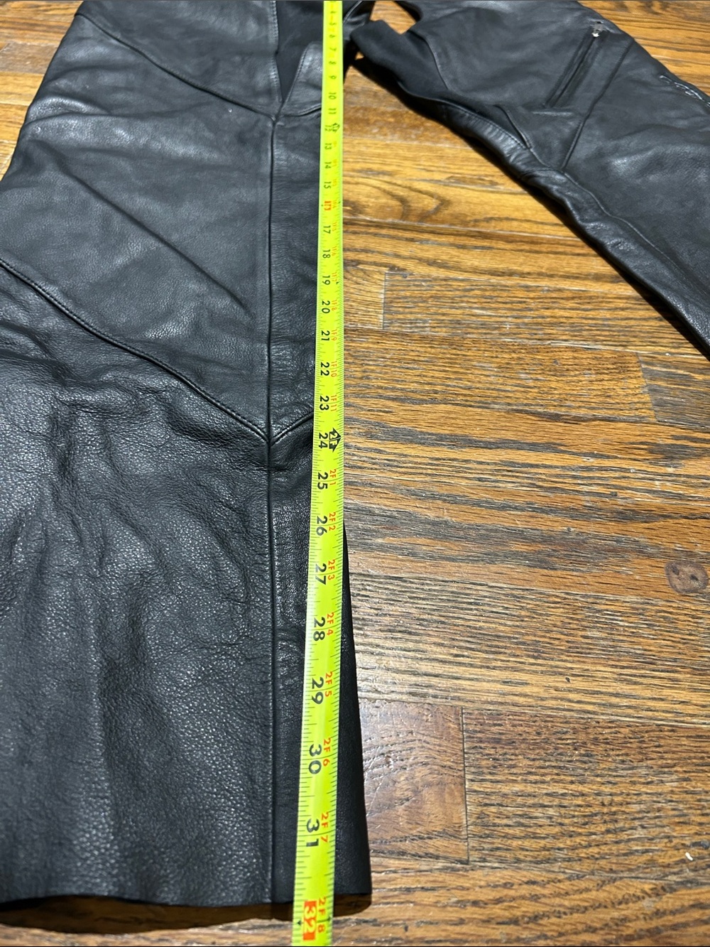 Harley Black Leather Motorcycle Chaps with Waist Belt - Picture 7 of 15
